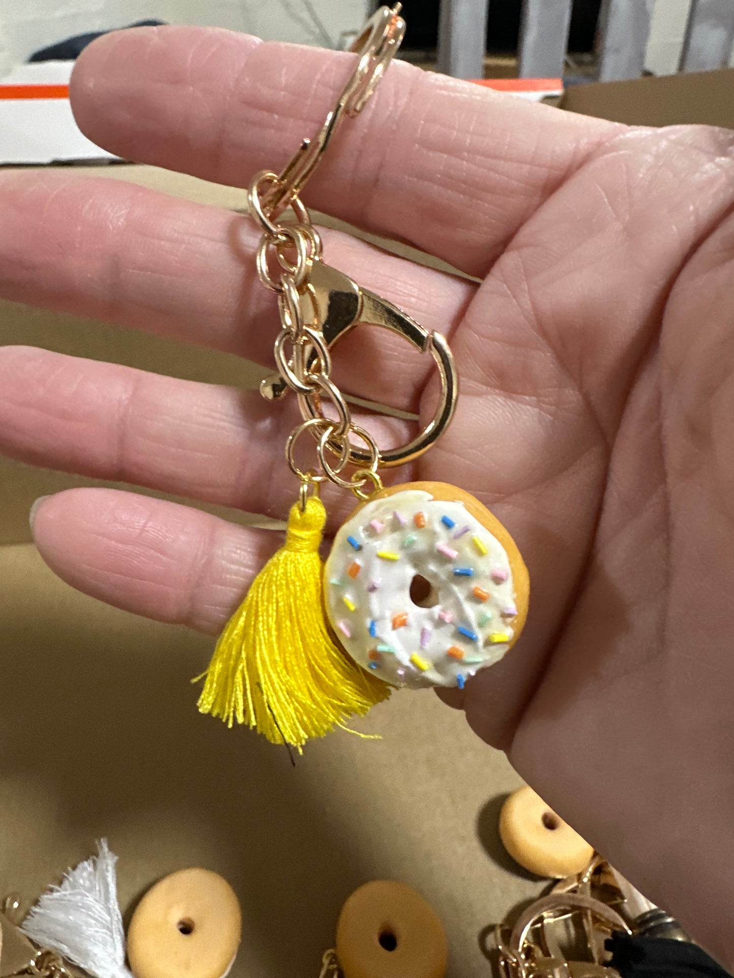AAA. Keychain donuts