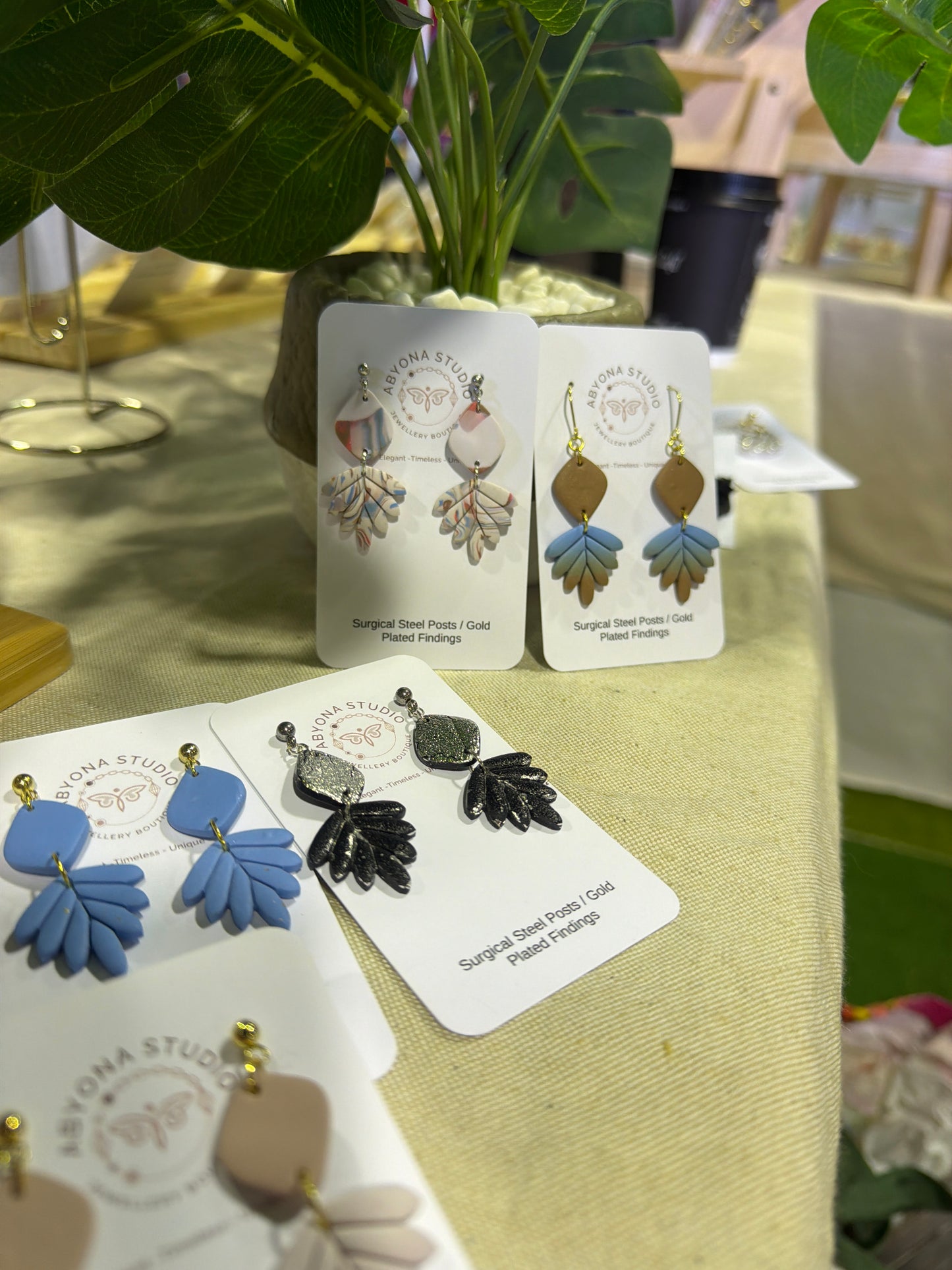 Elle Signature Earring