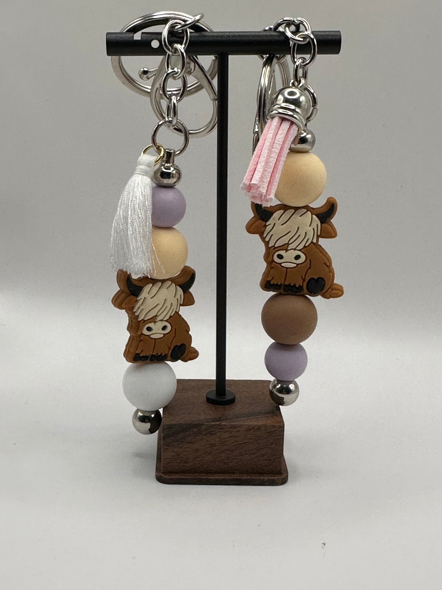 AAA. Keychain Fancy bar